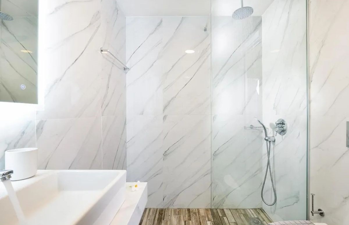 Minimal Chic Retreat Suite - 1
